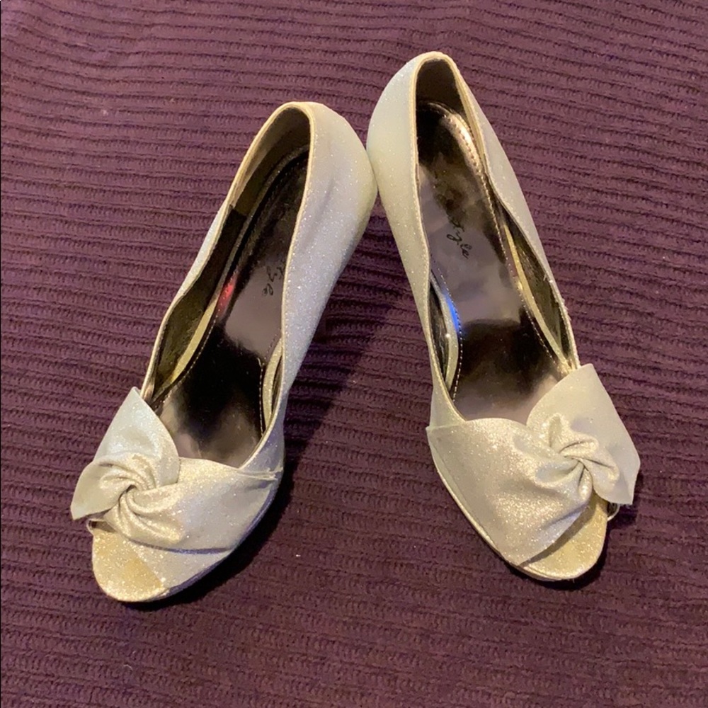 Glitter silver high heel peep toe